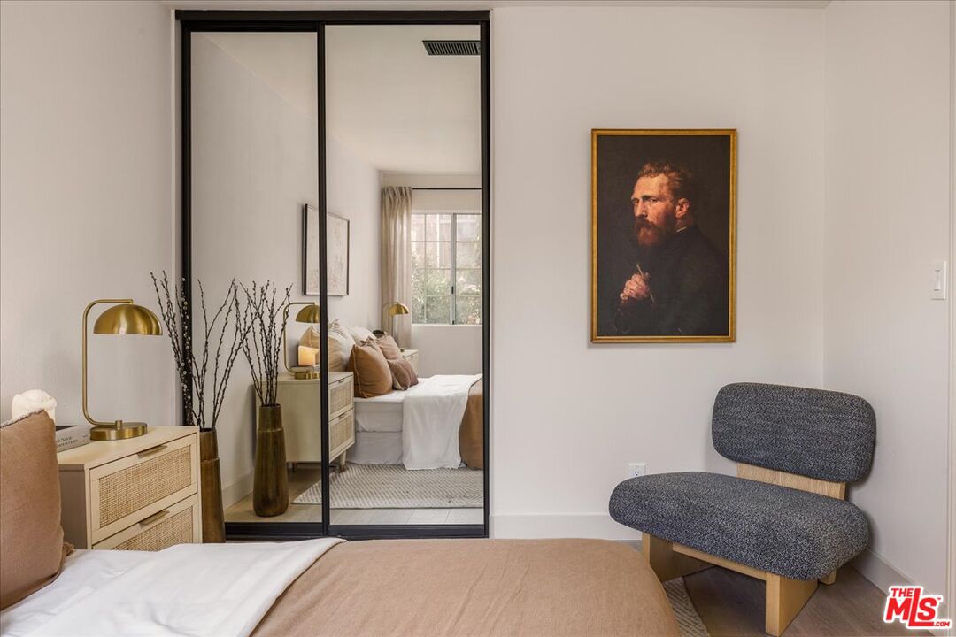 42 E Sierra Madre Blvd