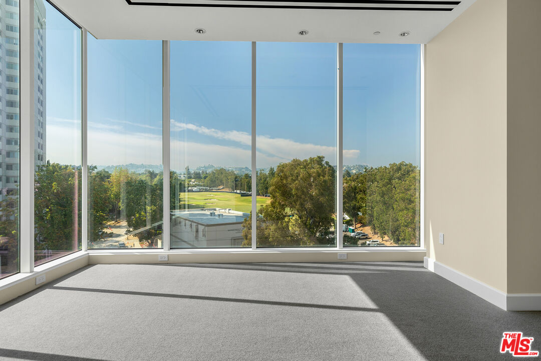 1200 Club View Dr Unit: 6N