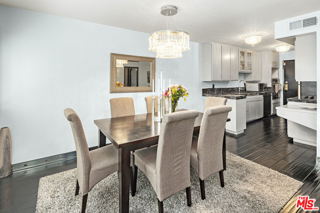 1121 N Olive Dr Unit: 209