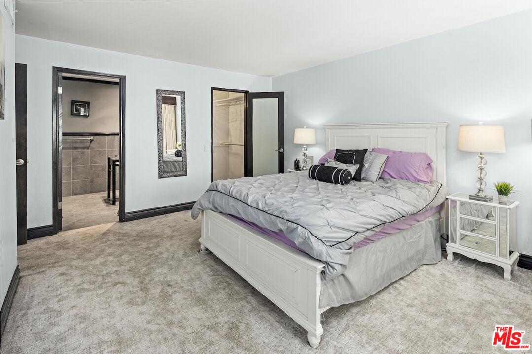 1121 N Olive Dr Unit: 209