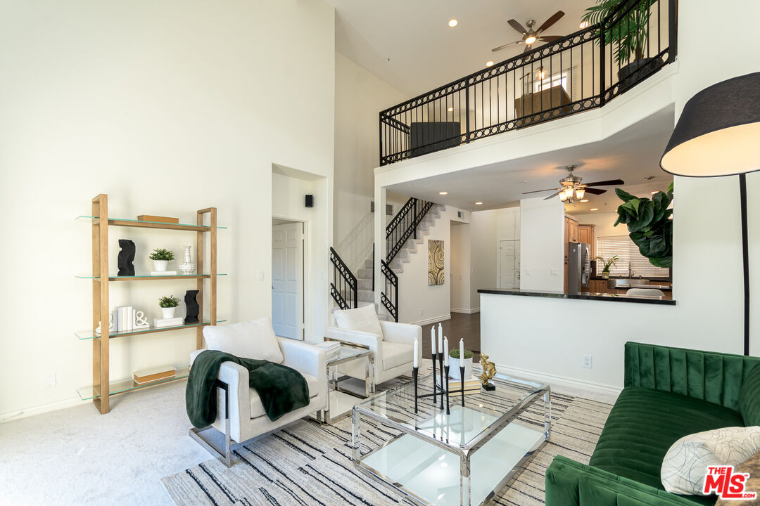 10604 Valley Spring Ln Unit: 305