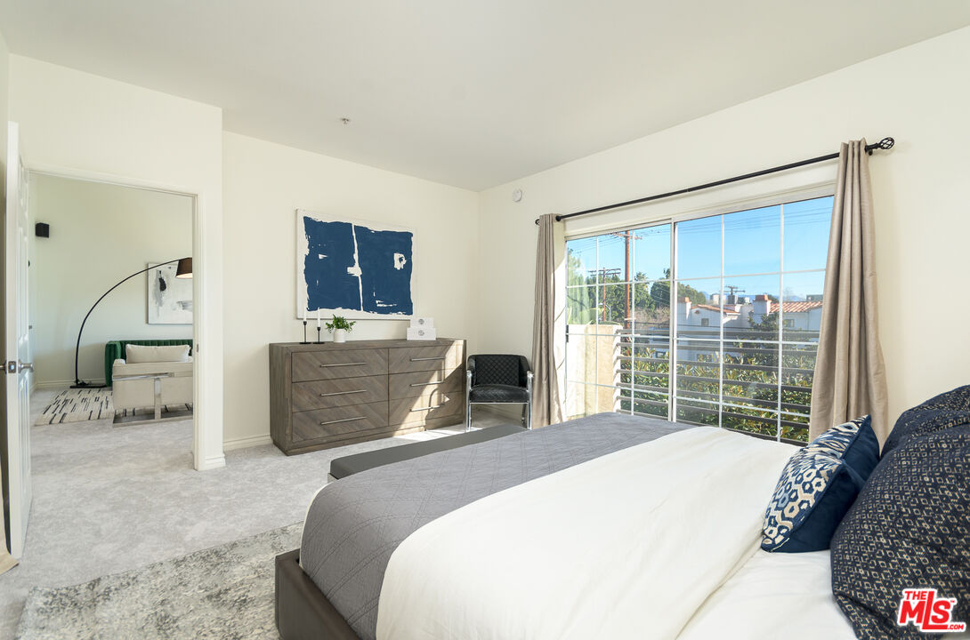 10604 Valley Spring Ln Unit: 305