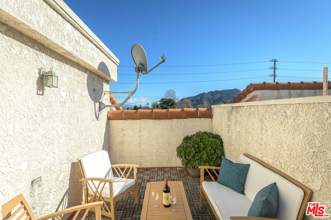 10604 Valley Spring Ln Unit: 305