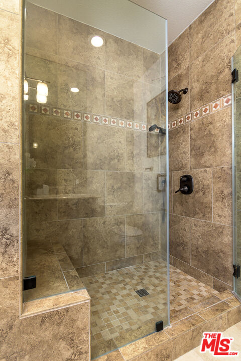 10604 Valley Spring Ln Unit: 305