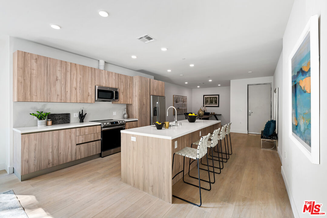 3651 Regal Pl Unit: 102