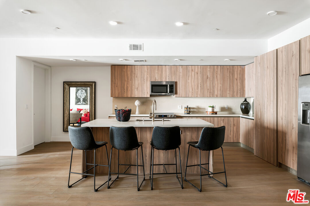 3651 Regal Pl Unit: 303