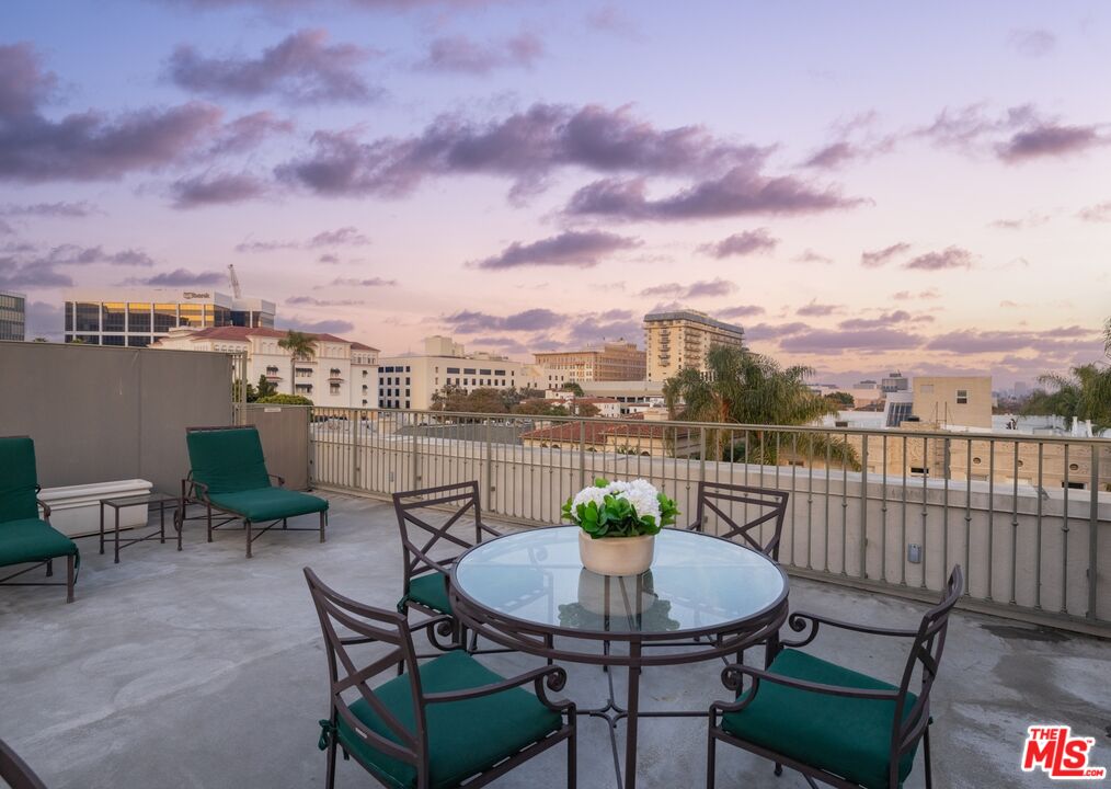 9601 Charleville Blvd Unit: 14