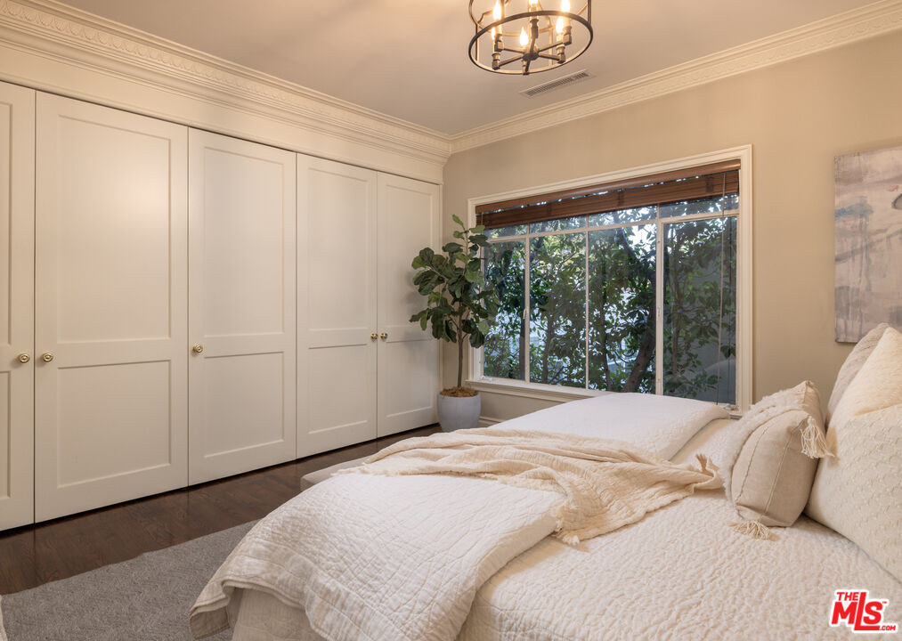 9601 Charleville Blvd Unit: 14