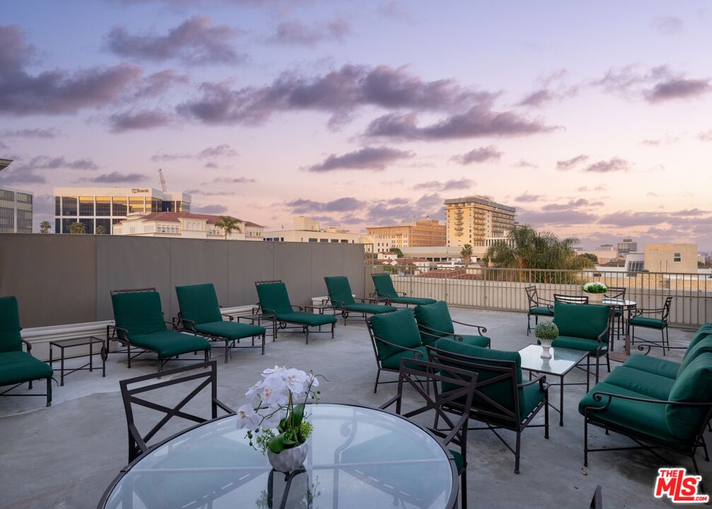 9601 Charleville Blvd Unit: 14