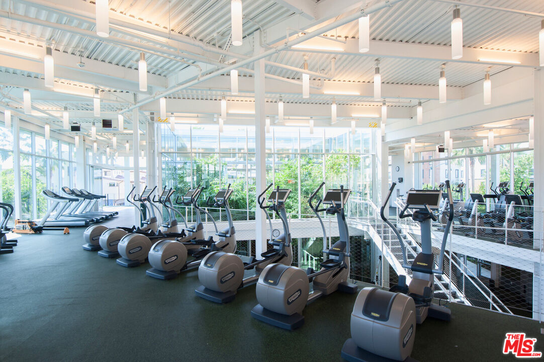 7101 Playa Vista Dr Unit: 307