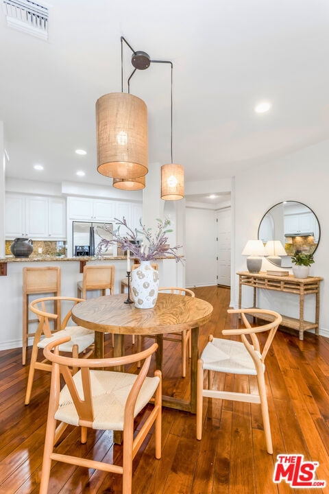 7101 Playa Vista Dr Unit: 307