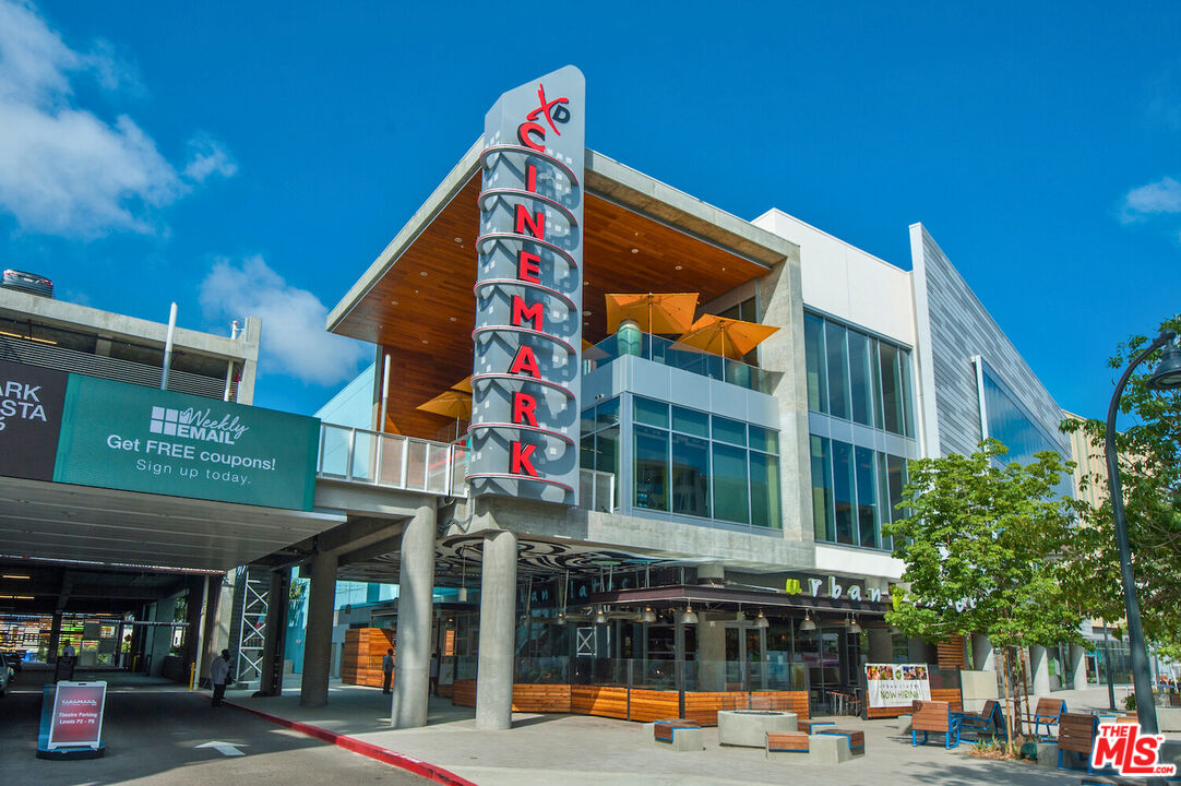 7101 Playa Vista Dr Unit: 307