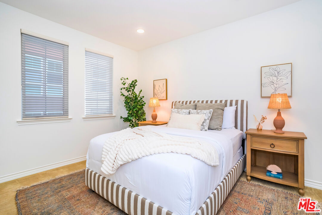 7101 Playa Vista Dr Unit: 307