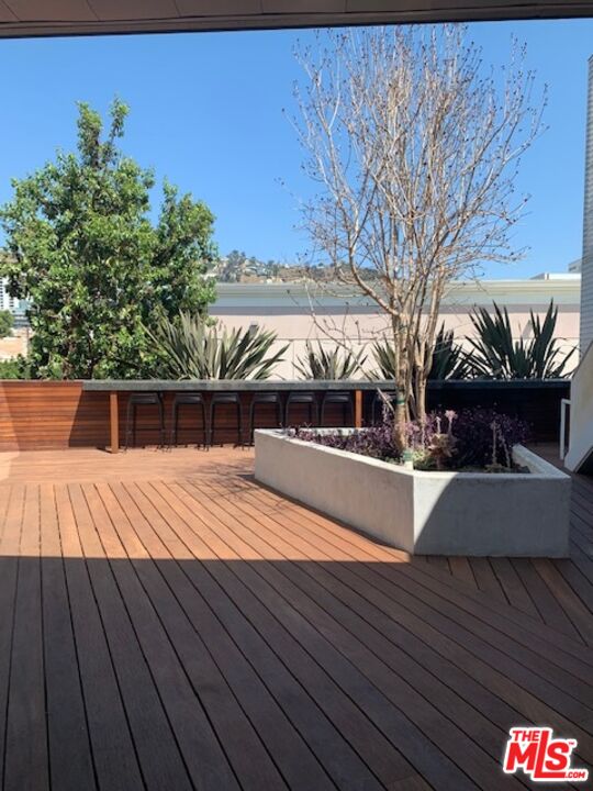 1030 N Kings RD Unit: 303