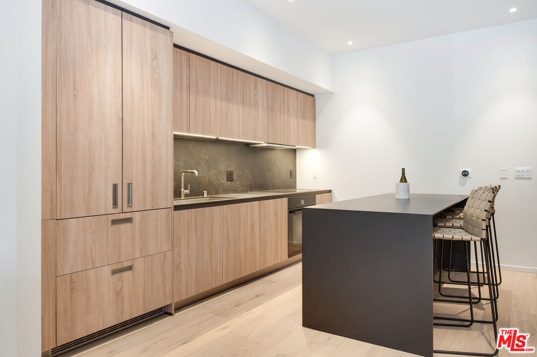 1030 N Kings RD Unit: 303