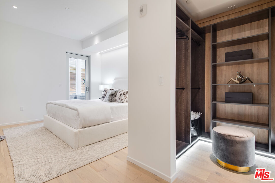 1030 N Kings RD Unit: 303