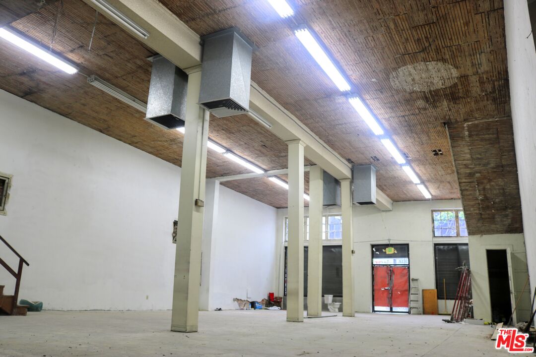 645 S Los Angeles St