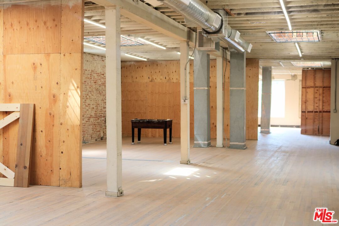 645 S Los Angeles St