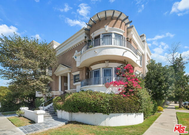 14061 MILBANK ST Unit: 2