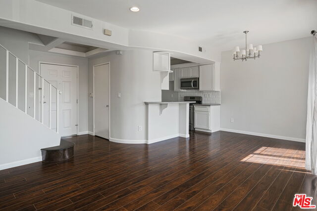 14061 MILBANK ST Unit: 2