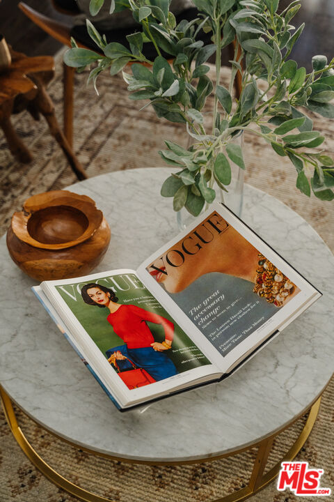 1735 N Fuller Ave Unit: 102