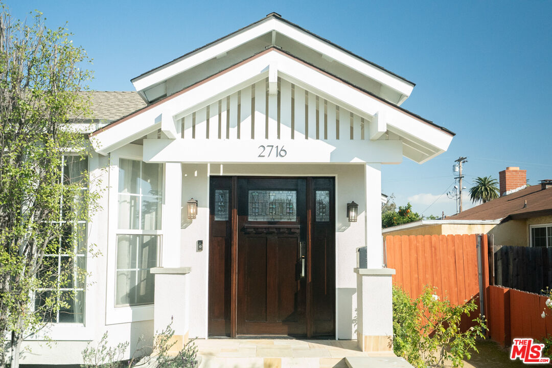 2716 S Harvard Blvd