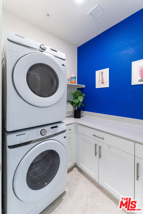 2951 W Lincoln Ave Unit: 2