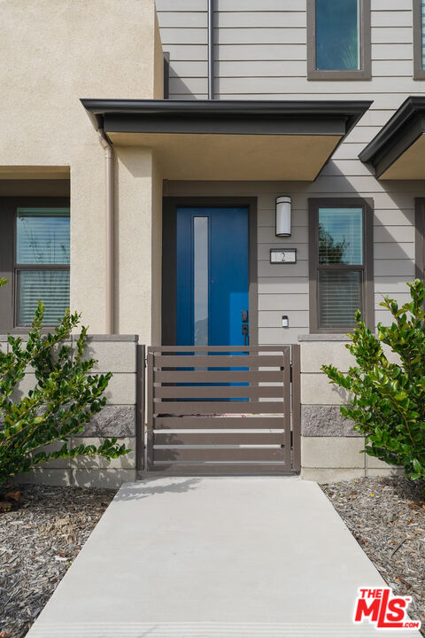 2951 W Lincoln Ave Unit: 2