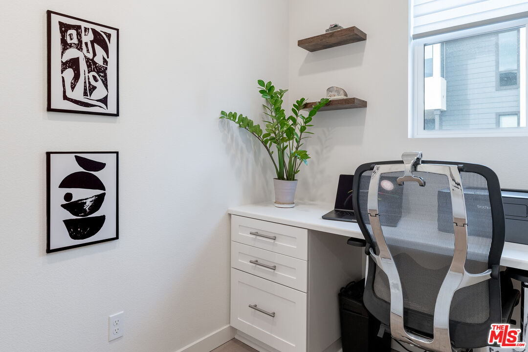 2951 W Lincoln Ave Unit: 2