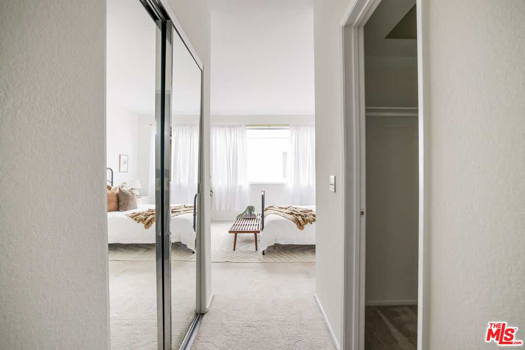 14647 Dickens St Unit: 5
