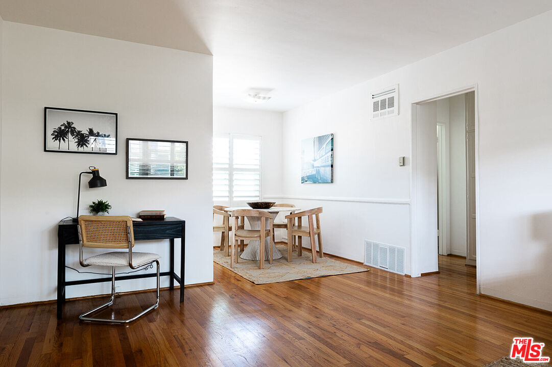 1135 26th St Unit: D