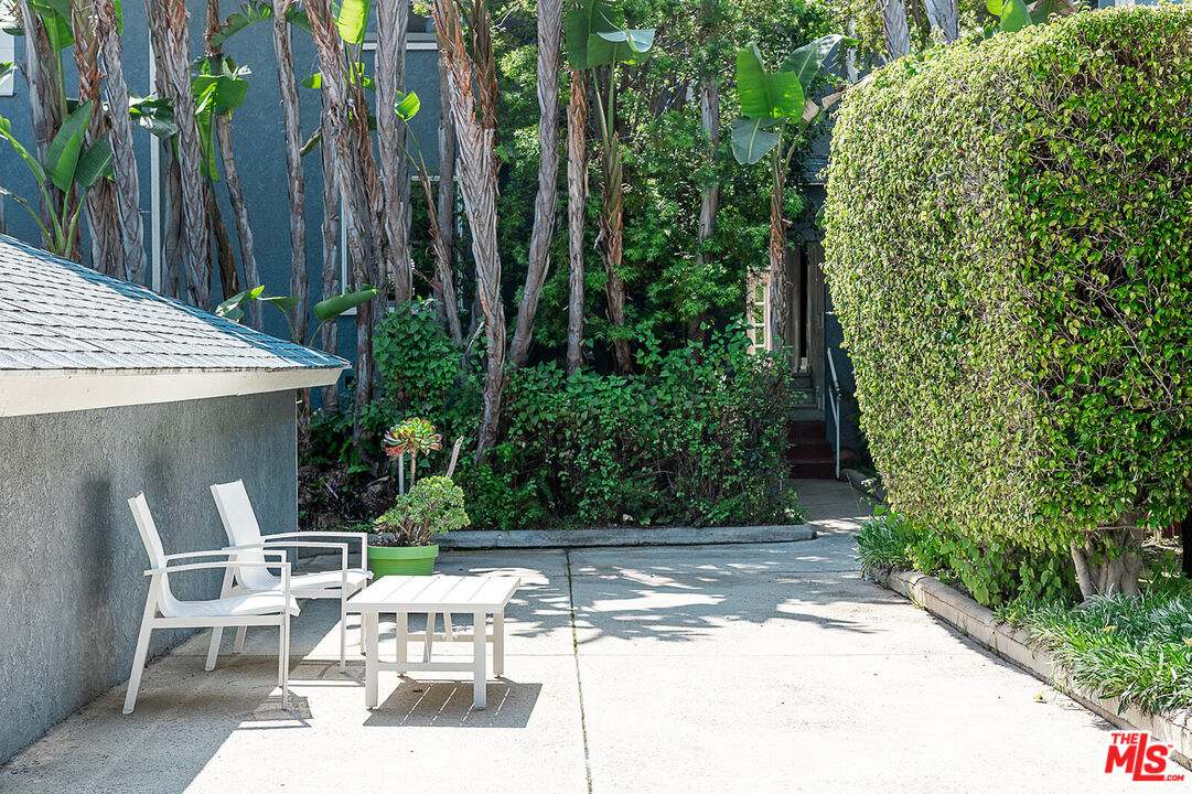 1135 26th St Unit: D