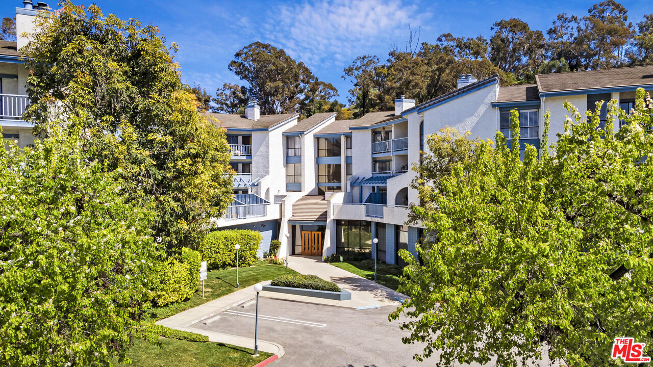 4260 Via Arbolada Unit: 205