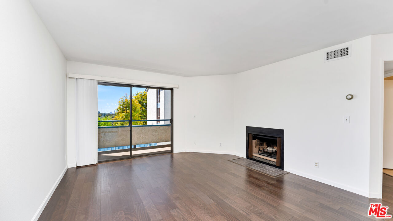 4260 Via Arbolada Unit: 205