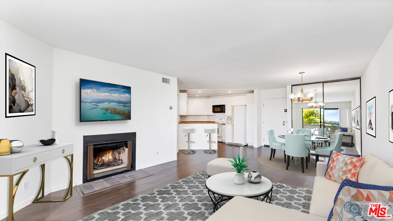 4260 Via Arbolada Unit: 205