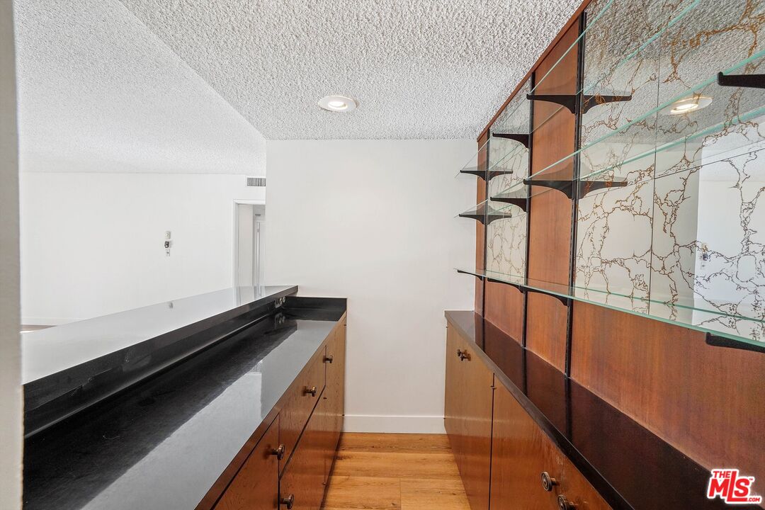 1015 N Kings Rd Unit: 310