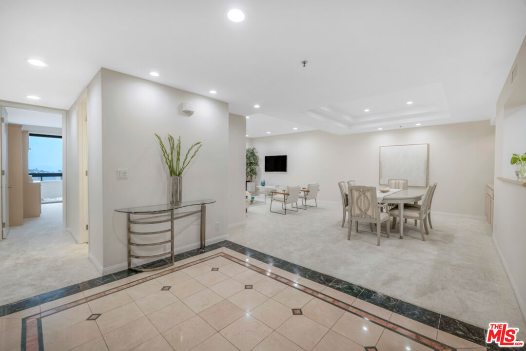 2142 Century Park Ln Unit: 307