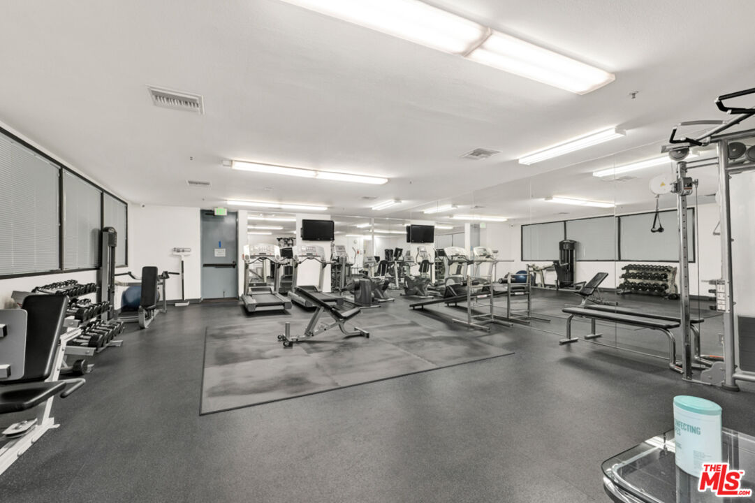 2142 Century Park Ln Unit: 307