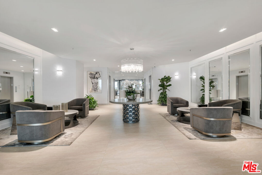 2142 Century Park Ln Unit: 307