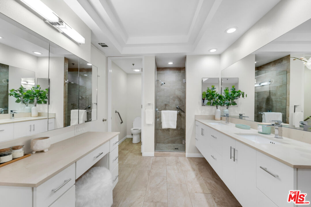 2142 Century Park Ln Unit: 307