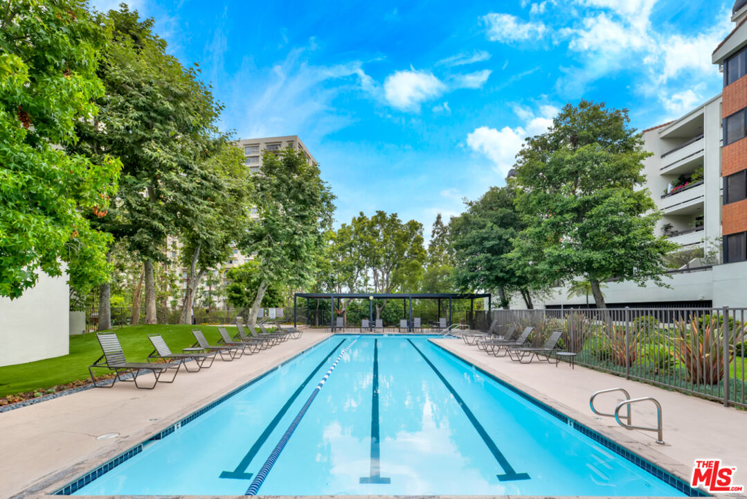 2142 Century Park Ln Unit: 307