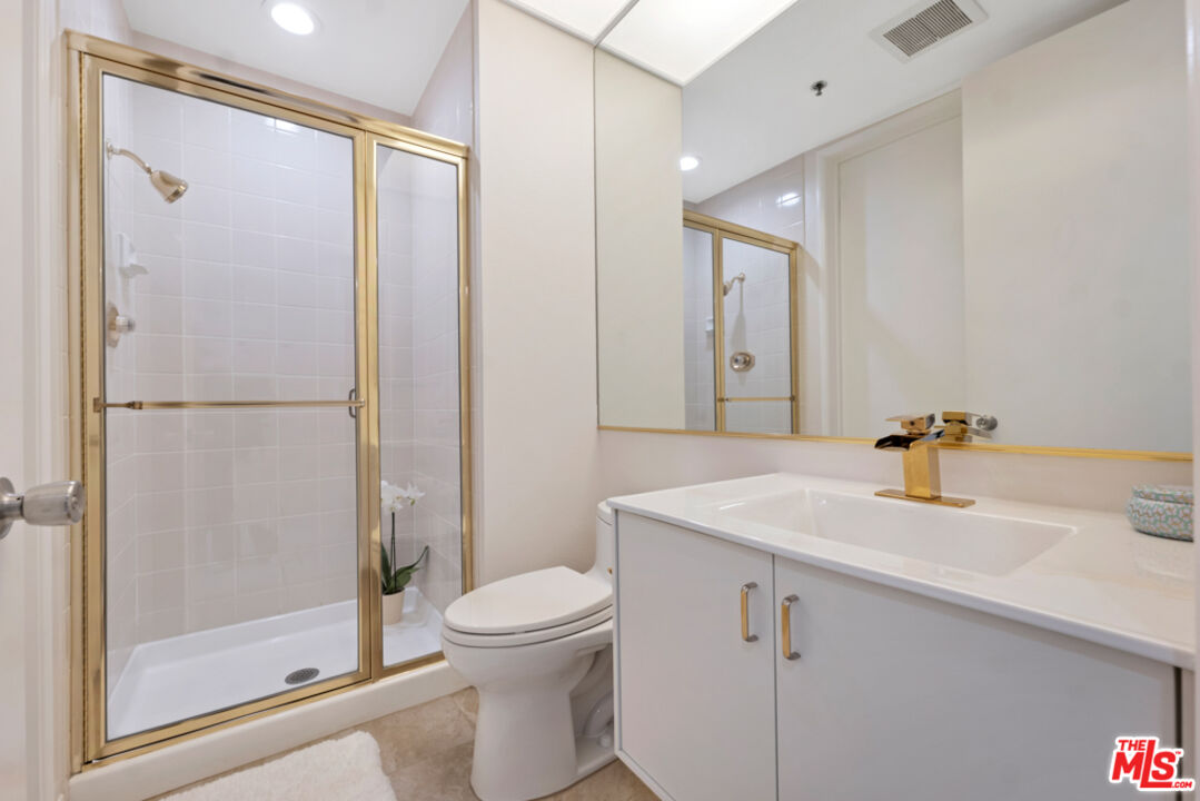 2142 Century Park Ln Unit: 307