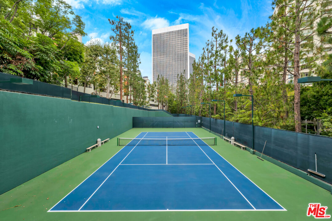 2142 Century Park Ln Unit: 307