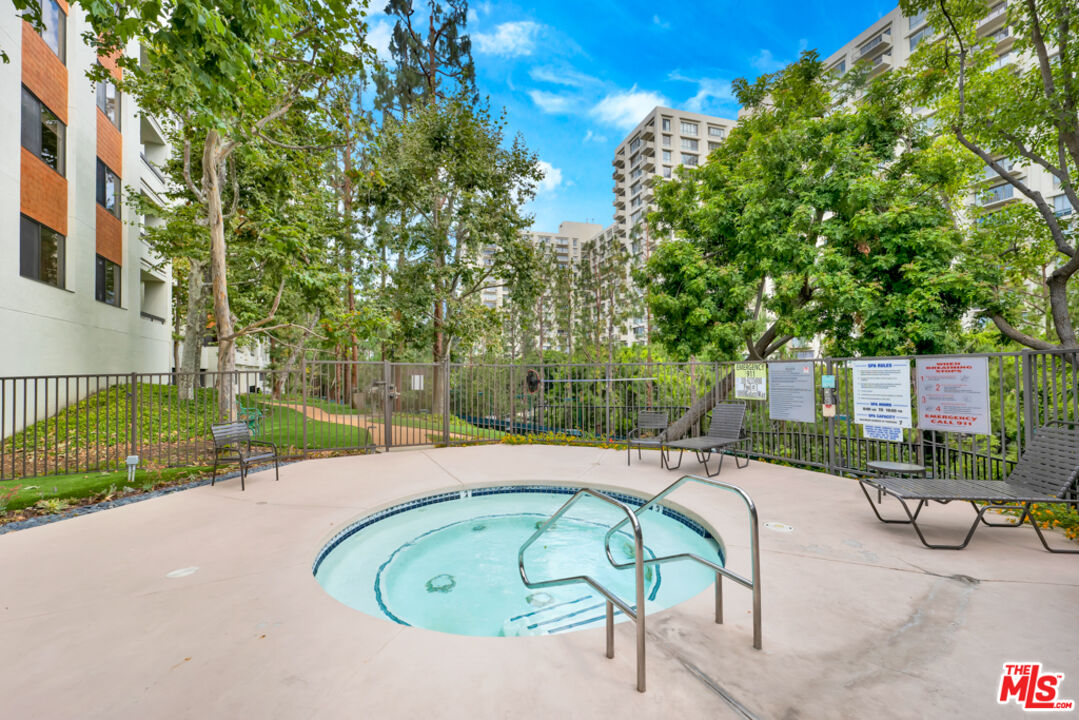 2142 Century Park Ln Unit: 307