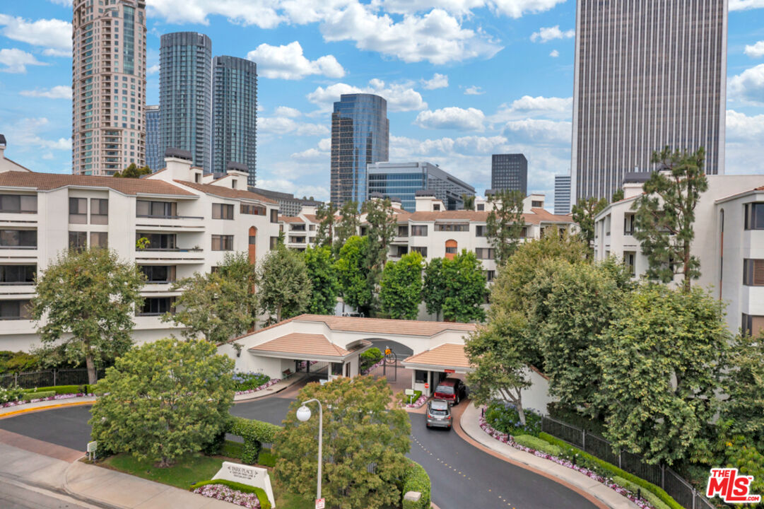 2142 Century Park Ln Unit: 307