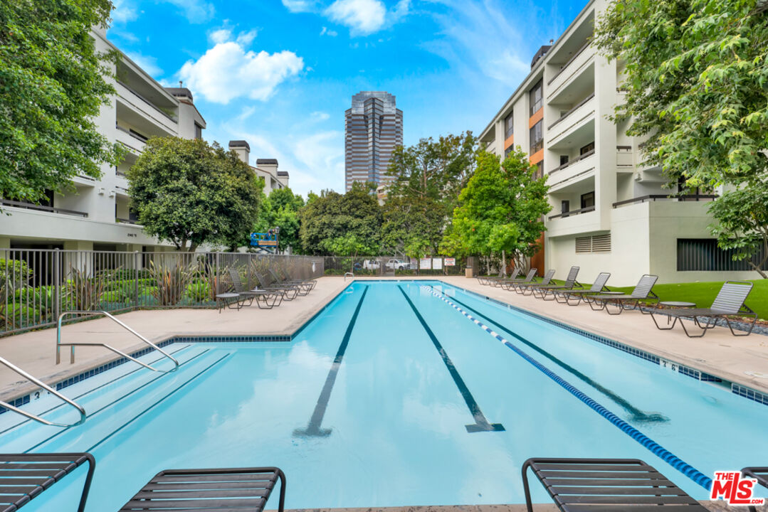 2142 Century Park Ln Unit: 307