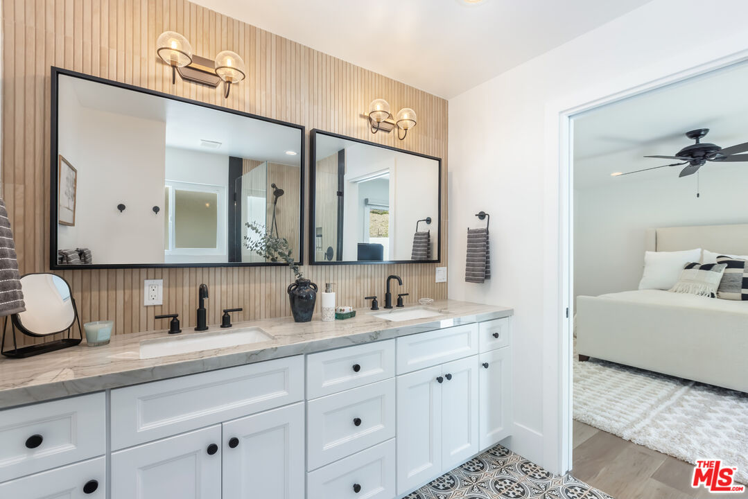 247 Channel Heights Ct