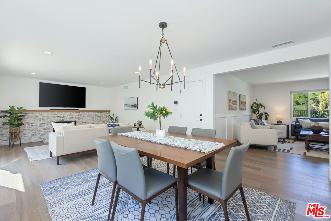 247 Channel Heights Ct