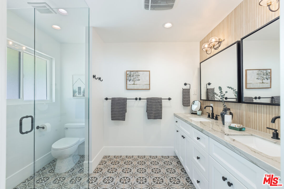 247 Channel Heights Ct