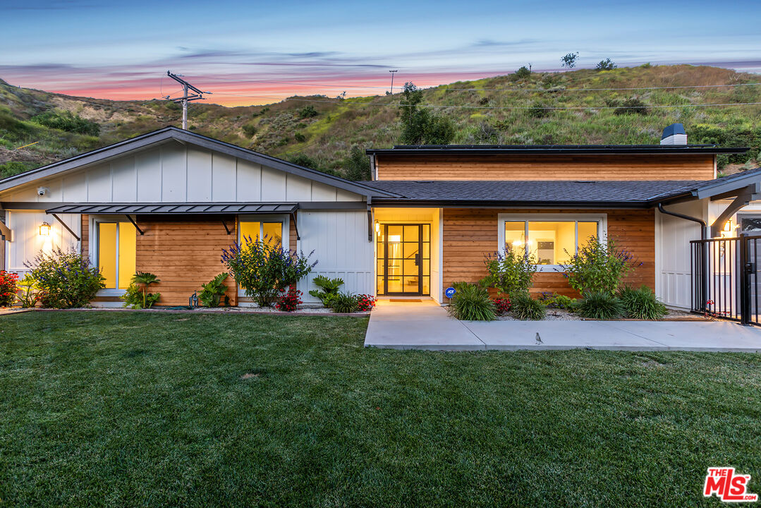 247 Channel Heights Ct